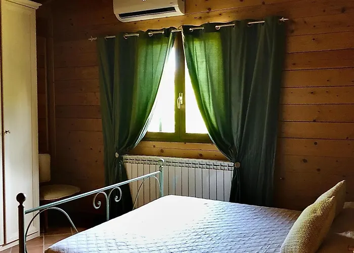 Biocore - Collepietro - Mosciano S Angelo Bed and Breakfast *